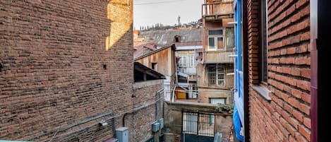 Standard Double Room, Balcony, Courtyard View | Teres/patio