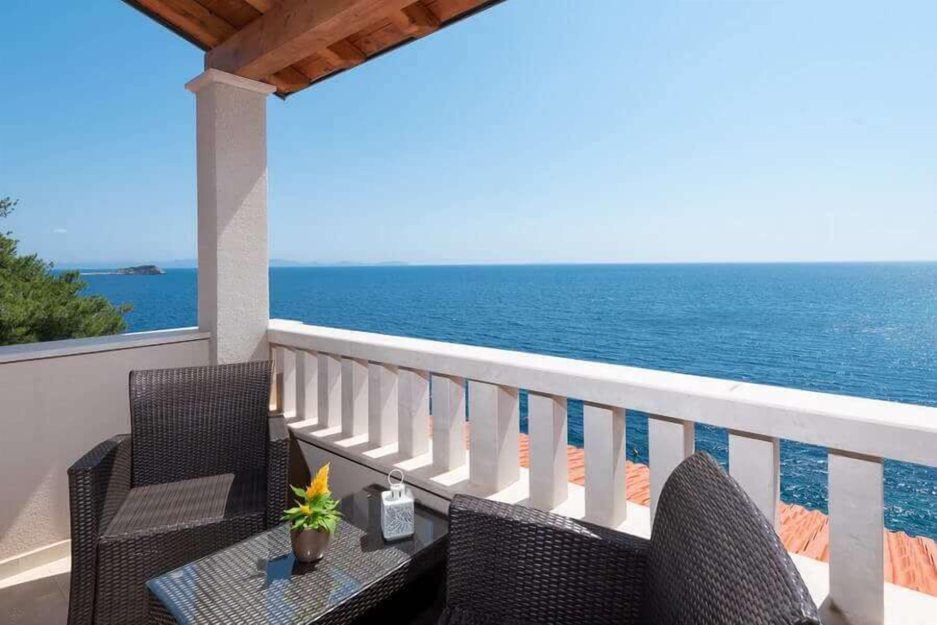 Villa, Beachfront | Water view