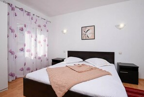 Apartment, 1 Bedroom | Soundproofing, iron/ironing board, free cribs/infant beds, free WiFi - Apartments Trstenica (Orebic)