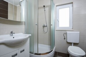 Apartment, 1 Schlafzimmer | Badezimmer