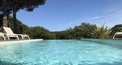 Villa Apartment T4 with beautiful terraces Porto Vecchio, infinity pool