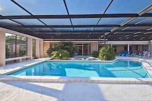 Udendørs pool