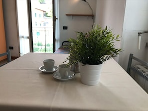 Individuell inredning, unika möbler, skrivbord och gratis wi-fi