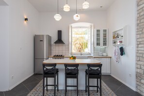 Villa, 4 Bedrooms | In-room dining - Villa Orebić (Orebic)