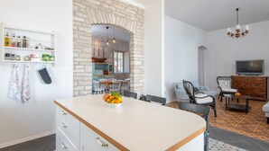 Villa, 4 Bedrooms | In-room dining - Villa Orebić (Orebic)