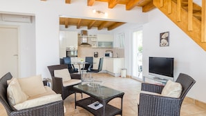 House, 3 Bedrooms | Living area | Flat-screen TV - Holiday Home Bosa (Orebic)