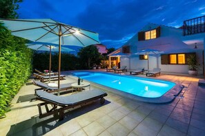 Sun deck