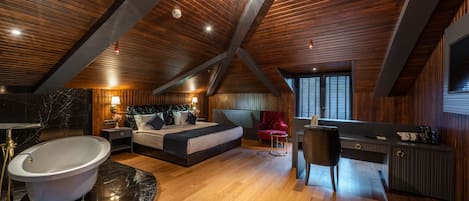 1 habitación, ropa de cama de alta calidad y minibar