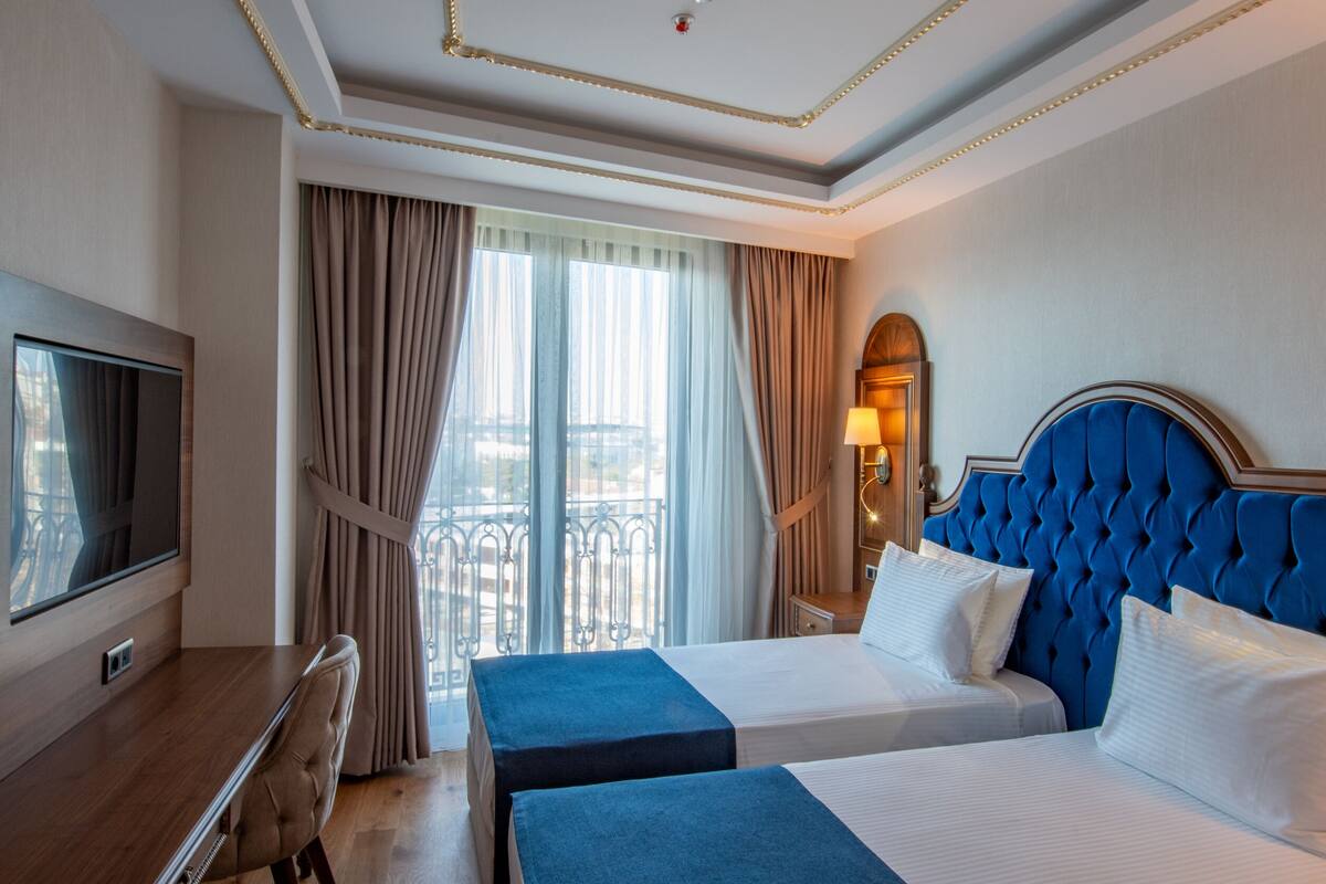 Premium bedding, minibar, in-room safe, desk