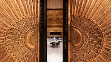 Couples treatment room(s), steam room, Turkish bath/hammam