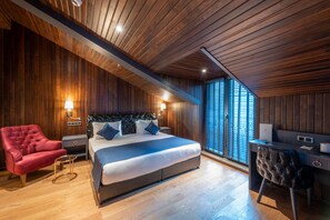 Premium bedding, minibar, in-room safe, desk - Bvs Bosphorus Pera Hotel & Hammam (Istanbul)