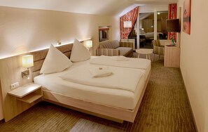 Comfort Double Room | Soundproofing, free WiFi - Hotel Magdalenenhof Garni (Willingen)