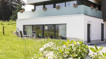 Bagian depan properti