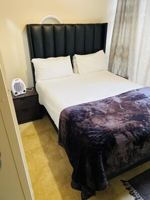 Free WiFi, bed sheets