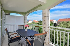 Classic Apartment, 2 Bedrooms | Balcony