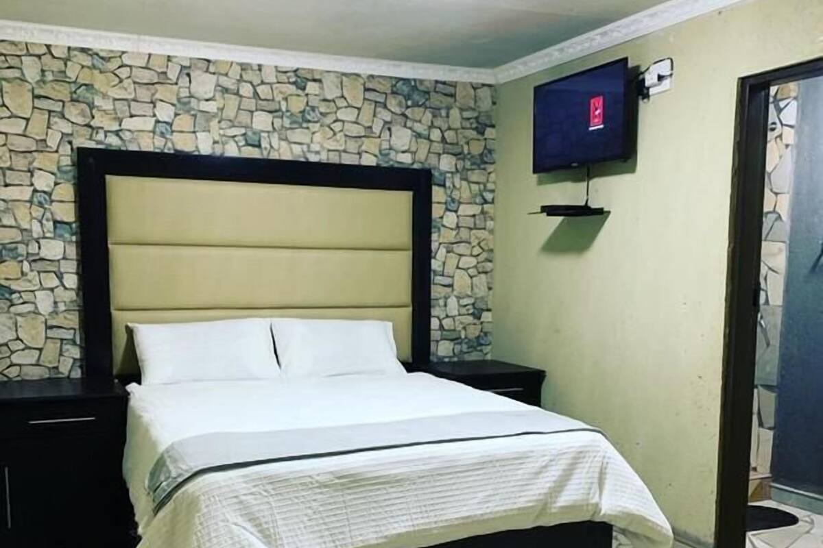 Executive Room | Free WiFi, bed sheets