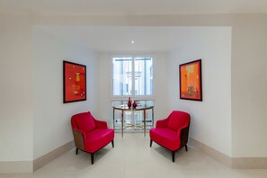 Sala de estar en el lobby