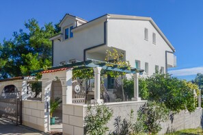 Fachada del alojamiento