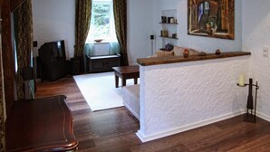 Apartment | Living room | Flat-screen TV - Birgits Landhaus (Willingen)