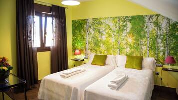 1 quarto, individualmente decorados, individualmente mobiliados