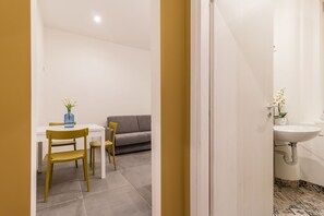 Interior - Luxury Apartment Near Central Station of Trieste (Trieste)