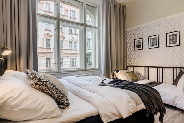 Apartamento conforto | 2 quartos, cortinas blackout, ferros/tábuas de passar roupa