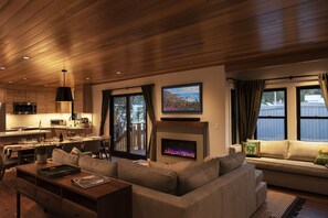 Smart TV, fireplace, DVD player, stereo