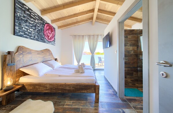 2 bedrooms, in-room safe, iron/ironing board, free WiFi - Pax house with private pool 3 (Krk)