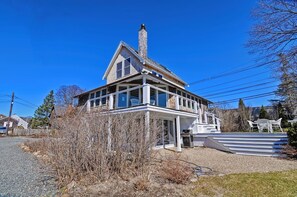 Exterior - Sunset Cove: Waterfront at Goose Cove (Gloucester)