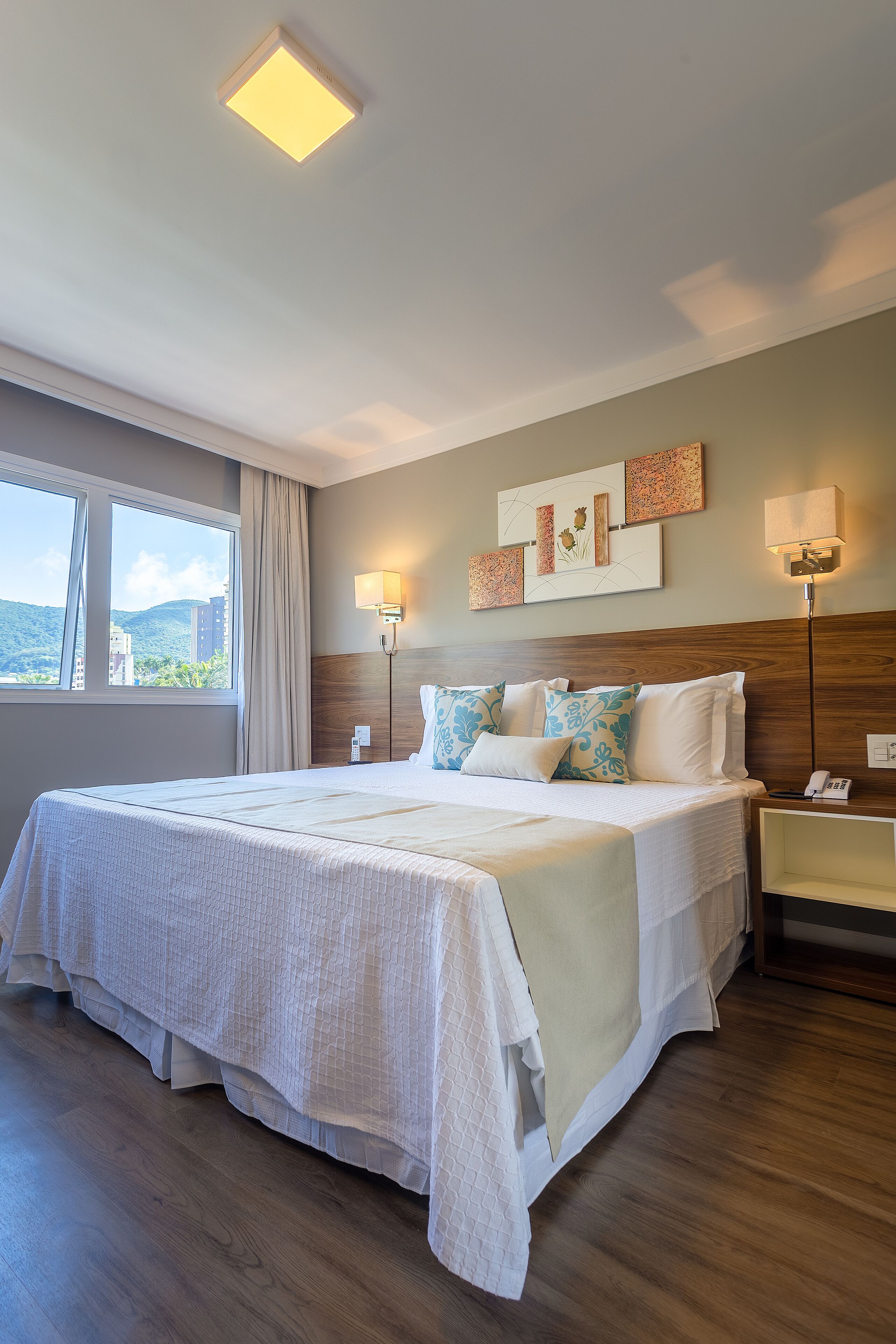 1 bedroom, minibar, in-room safe, desk