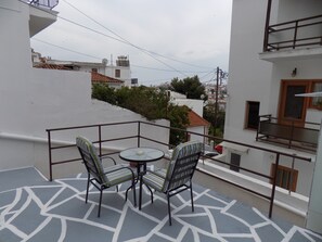 Standard Double Room | Balcony view - VS studios (Skiathos)