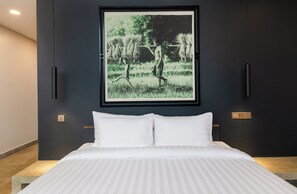 Junior Suite with a Private Jacuzzi | Bộ đồ giường cao cấp, minibar, két bảo mật tại phòng