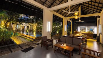 Bar (in der Unterkunft)