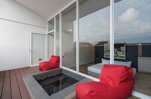 View from room -  Angkor Serenity Hotel Siem Reap (Siem Reap)