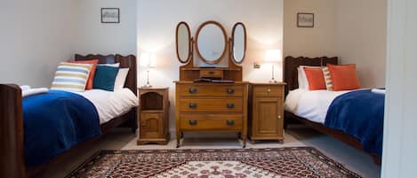 Twin Room | Hypo-allergenic bedding, pillowtop beds, individually decorated