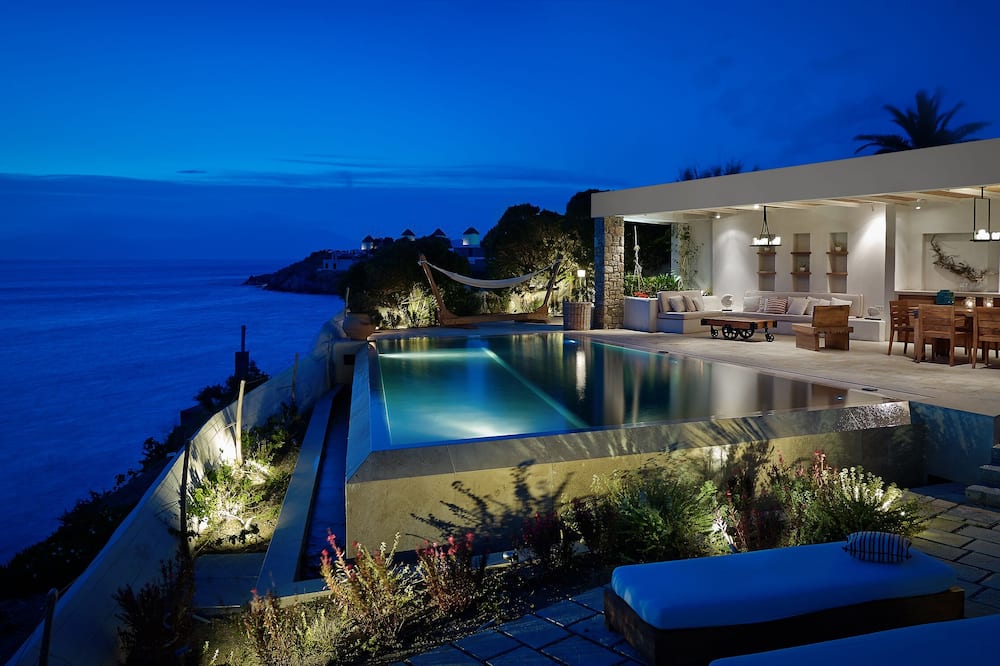 Belvedere Waterfront Villa & Suites - The Leading Hotels of the World