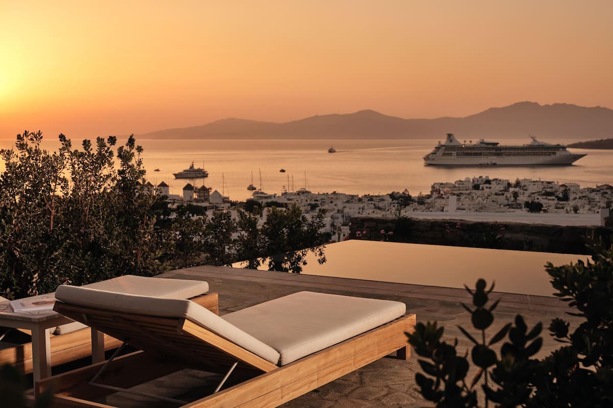 Hilltop Sea View Suite with Private Pool | 250m from Belvedere Hotel | Shuttle Included | Terrasse/patio