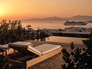 Terrace/patio - Belvedere Hilltop Complex Rooms & Suites - The Leading Hotels of the World (Mykonos)