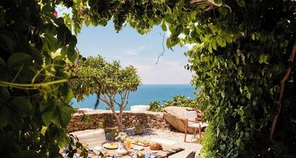 Belvedere Hilltop Complex Rooms & Suites - The Leading Hotels of the World