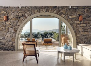 Hilltop Sea View Suite with Private Pool | Vistas desde la habitación