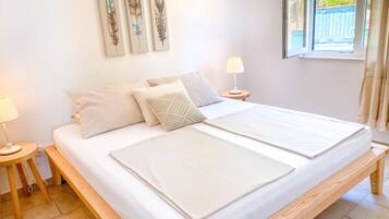 1 bedroom, WiFi, bed sheets