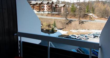 200m from resort center, 3rd floor, balcony, tv, 25m², Vars
