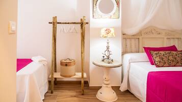 2 bedrooms, iron/ironing board, travel cot, free WiFi