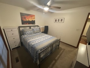 3 chambres, bureau, fer et planche à repasser, Wi-Fi gratuit
