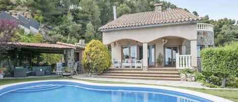 Udendørs pool