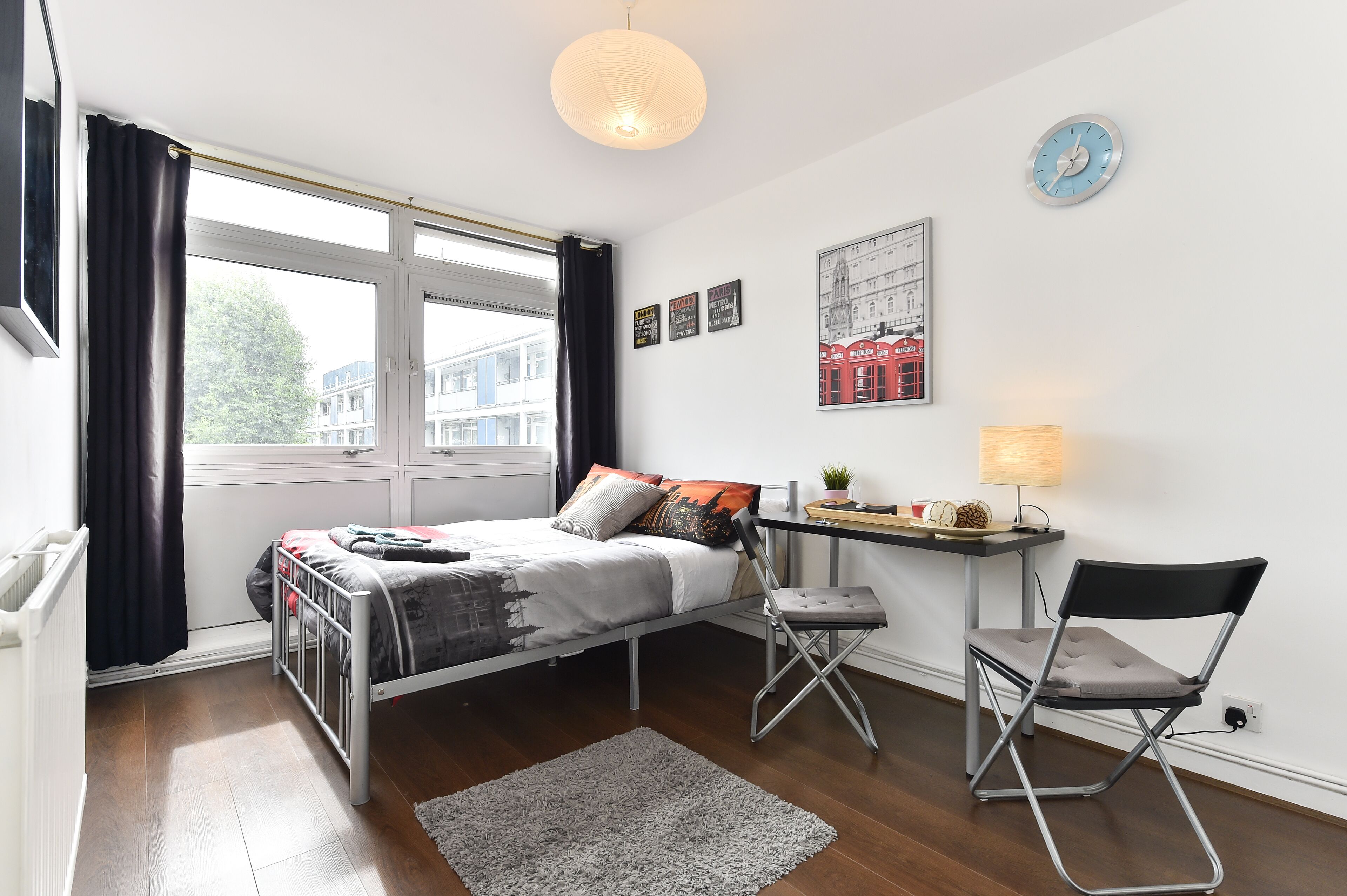 Laptop workspace, iron/ironing board, free WiFi, bed sheets