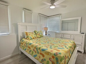 3 bedrooms, iron/ironing board, free WiFi, bed sheets