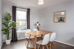 Essbereich im Zimmer