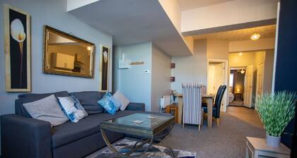 Old Barrington Arms Apartments