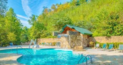 Nouvelle gestion! Vues du Mt LeConte, HotTub, Cheminée, Jukebox, Théùtre et Arcade